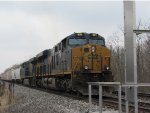 CSX 991 & 5476 blows his horn & begin to move east